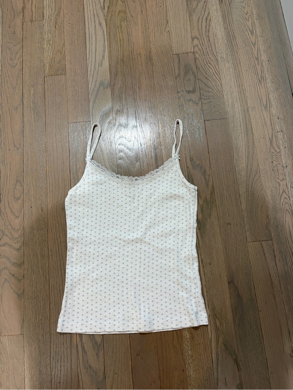 Blue and white heart Brandy Melville tank with lace and bows
